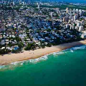 Flying_into_San_Juan-Puerto_Rico