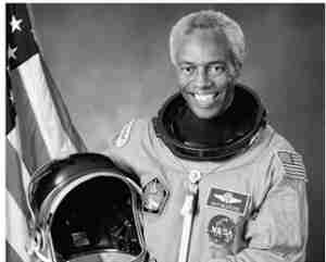 page0000006_high.jpg (34)